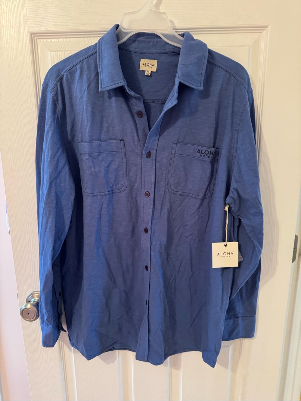 ALOHAS Men’s Navy Casual Button-Down Shirt